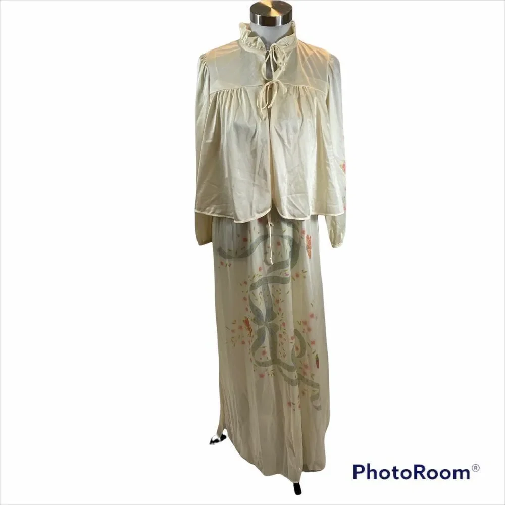 Vintage 2 Piece Berkleigh Junior Nightgown‎ Set 9